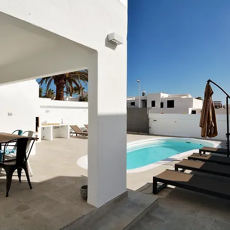 Villa Black Pearl Private Pool Puerto del Carmen (Lanzarote)