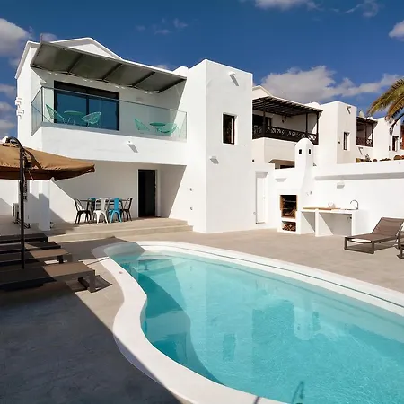 Villa Black Pearl Private Pool Puerto del Carmen (Lanzarote)